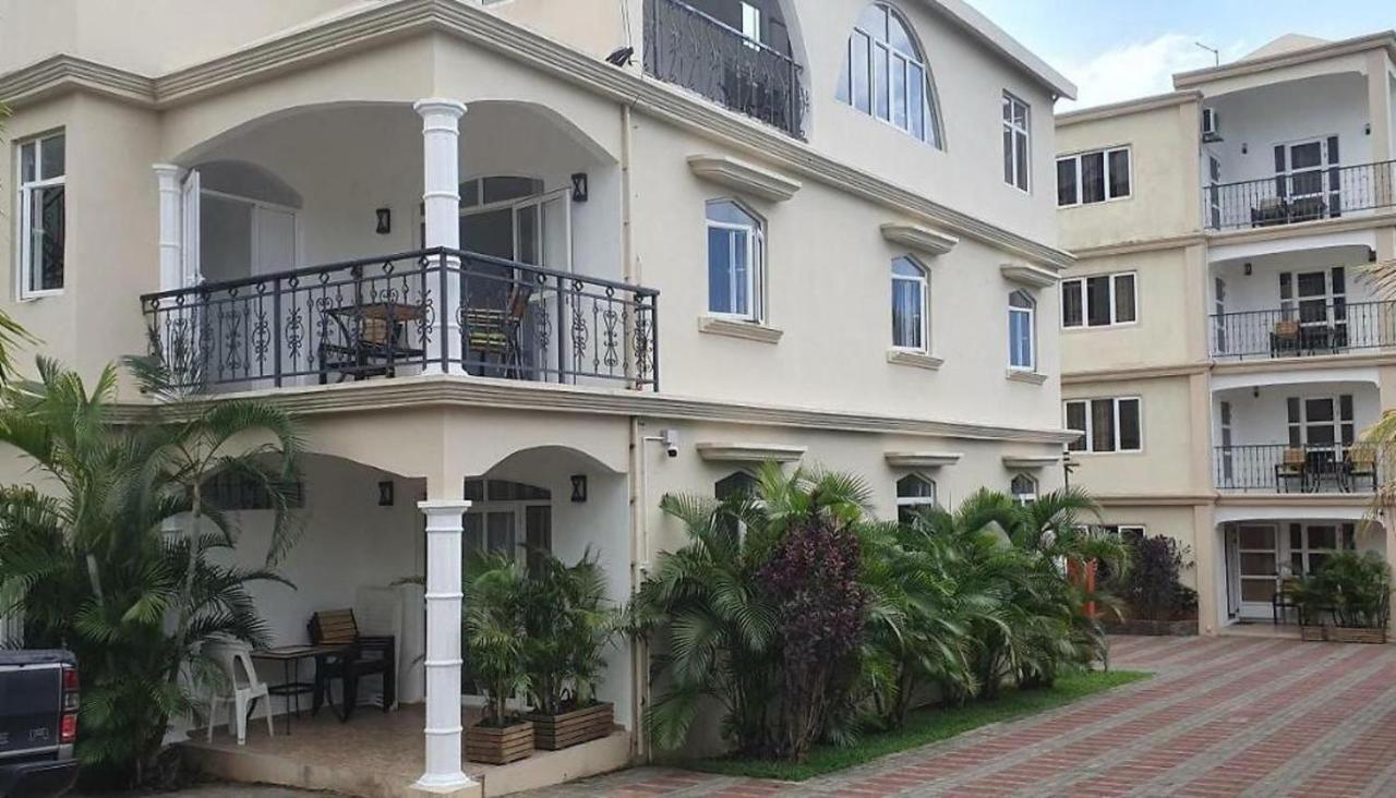 Paradise Hill غراند بايَ المظهر الخارجي الصورة